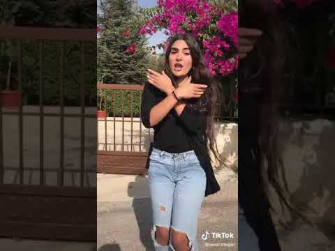 يلي انتي مفكره نفسك هيفا اي مفيش مرايات مش شايفه
