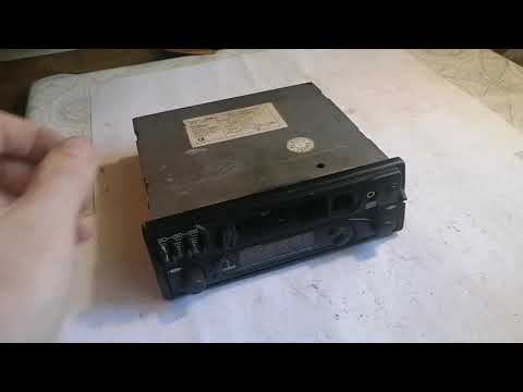 Авто-магнитола, что внутри? разбор...