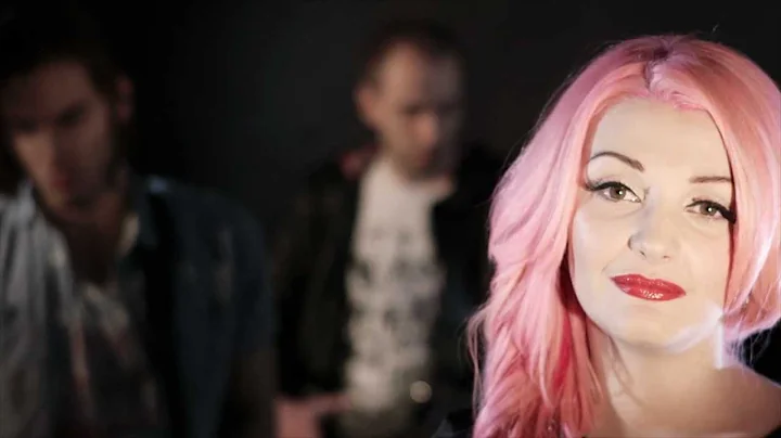 Alyce - I've Just Seen A Face