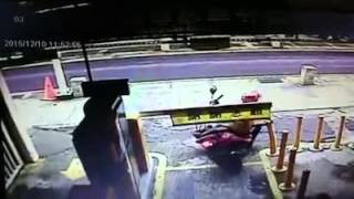 1041210停車場逃票釀車禍