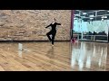 Ballet Deux Tours De pirouette Sur Le Cou De Pied Jete Assemble Entrechat Quatre Jacklyn Dougherty