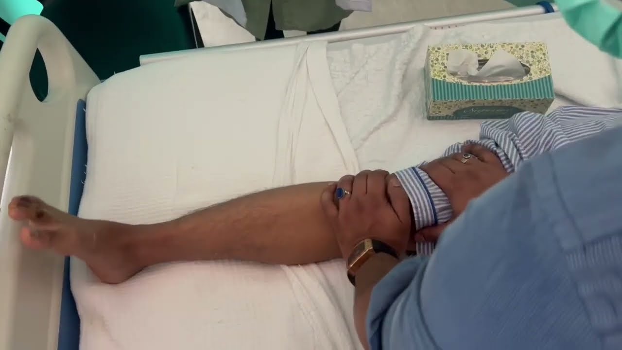 Tone Examination in Lower Limb For Hypertonia | Upper Motor Neuron Lesion