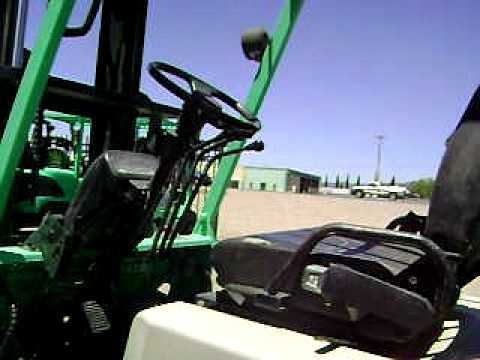 Video: Reparación Del Tractor De Operador A Pie 