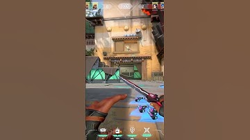 Raze Flying BOOMBOT ? #tricks #valorant #funnymoments