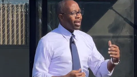 Oakland Mayor: Councilmember Loren Taylor campaign...