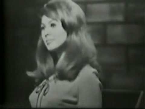 Donna Loren sings "Call Me" on Hollywood-A-Go-G...  (1965)