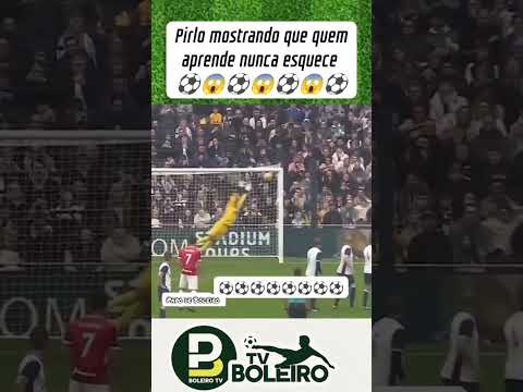 PIRLO MOSTRANDO QUE QUEM SABE NUNCA ESQUECE #futebol #futeball #pirlo #soccer #football #futbol #gol