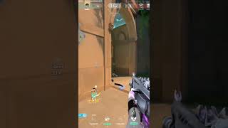 1v4 clutch on Lotus.. #gameplay #valoranttips #valorantclips #valorantclutchmoments #gaming