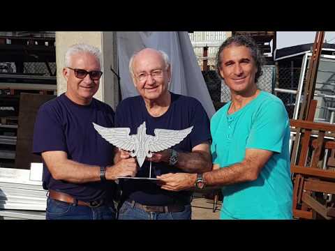 סיפורה של חנוכיית שקד חנוכה 2018
