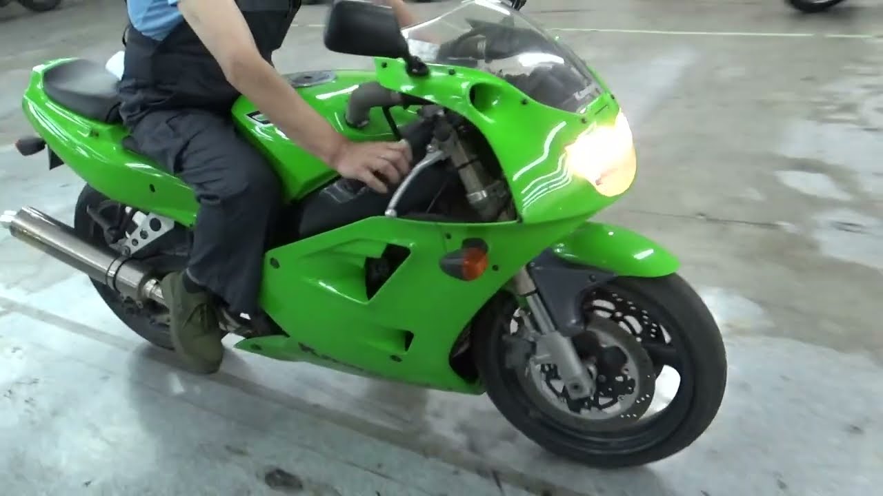 あ④ 2100011897984 ZXR400 - YouTube