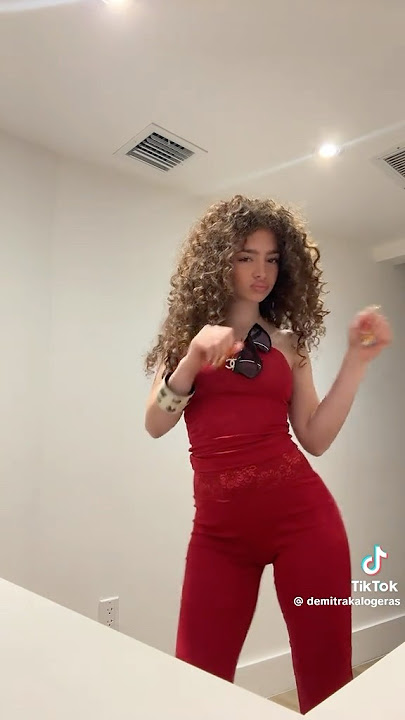Demitra on #tiktok 9/7/25 #curlyhair #kalogerasisters #demitrakalogeras #fyp #youtuber #dance