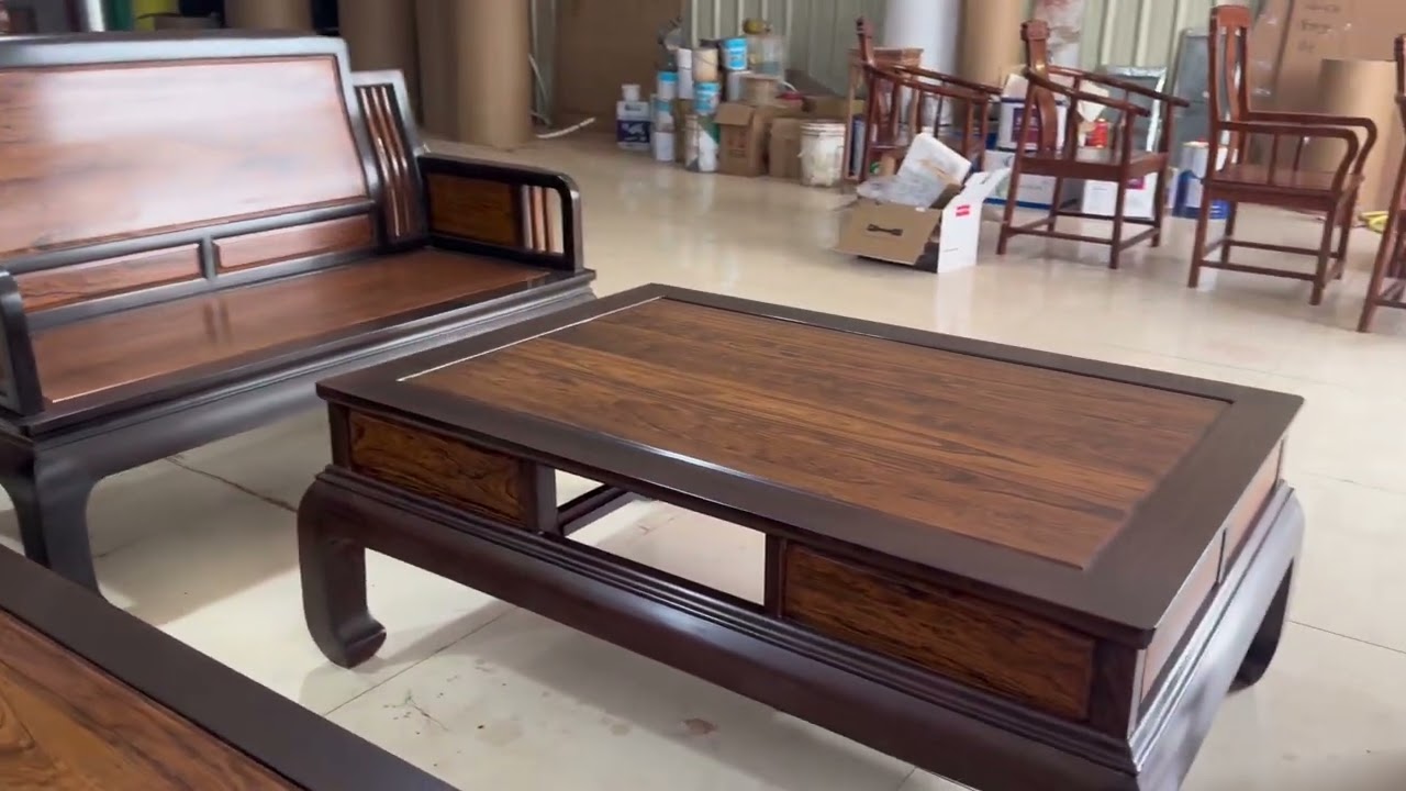 Solid redwood: Elegance for your living room.