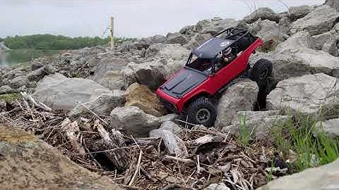 Axial 1.9 Wraith Rock Crawling w/info
