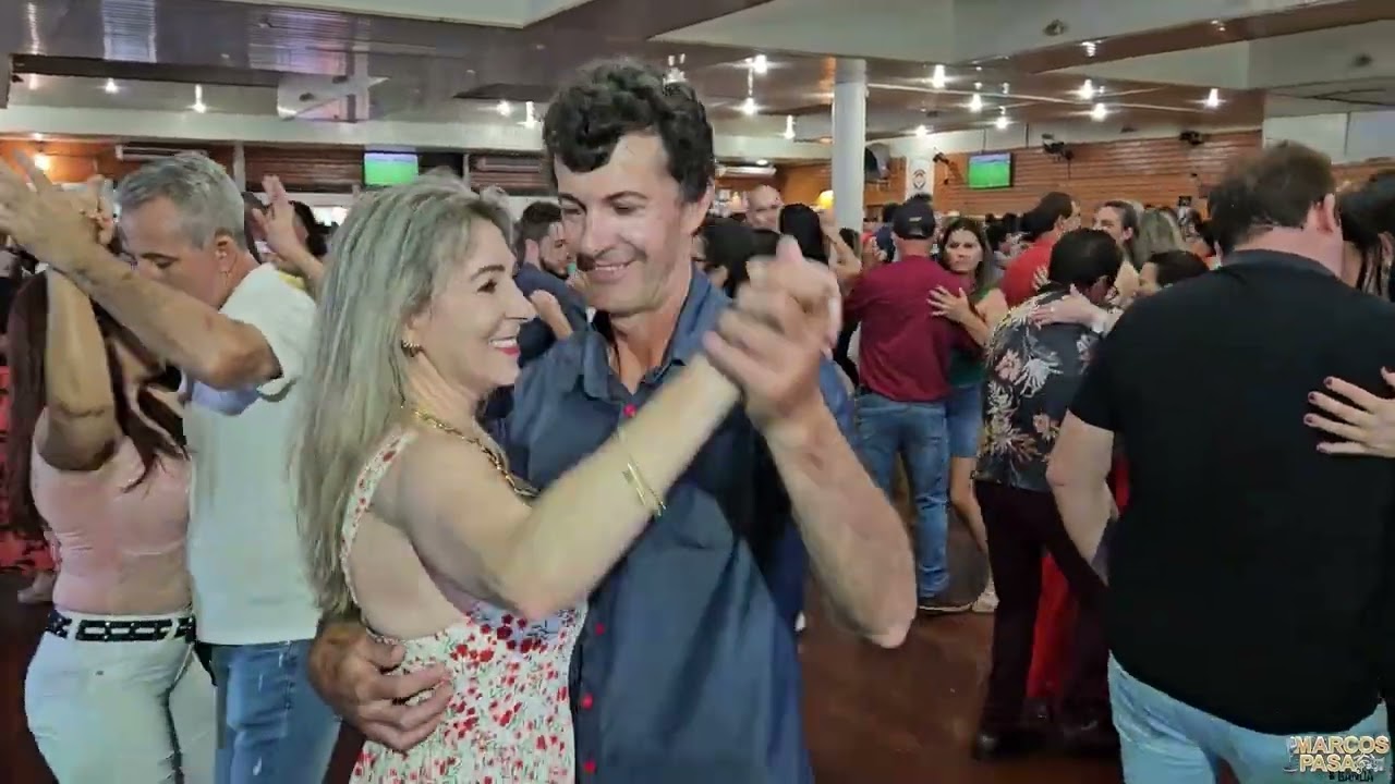 Essa Seleção Está Especial Demais Sem Amor Ninguém Vive com Marcos Pasa No Forró AO VIVO