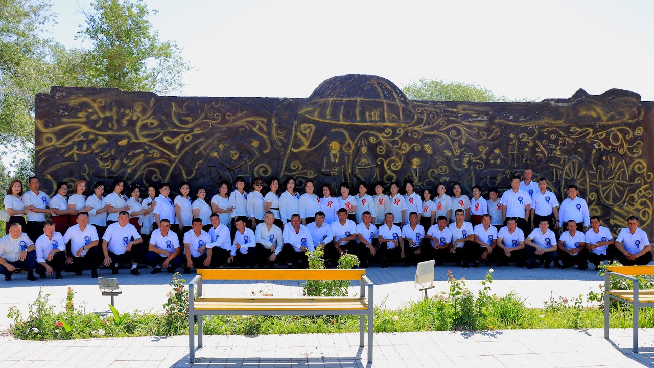 39-Mektep 20-Jilliq Ushrasiw Keshesi Restorant Muzaffar