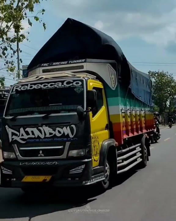 story wa truk rebecca rianbow