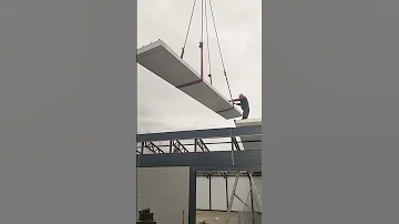 Монтаж кровельных сендвич-панелей