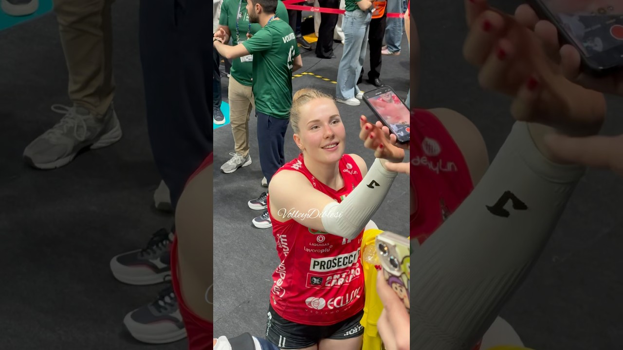 😍Isabelle Haak the CUTEST🏐