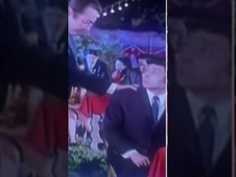 ظهور نادر لوالد ياسمين عبد العزيز في فيلم ابنتي العزيزة شكرا اخبار المشاهير 