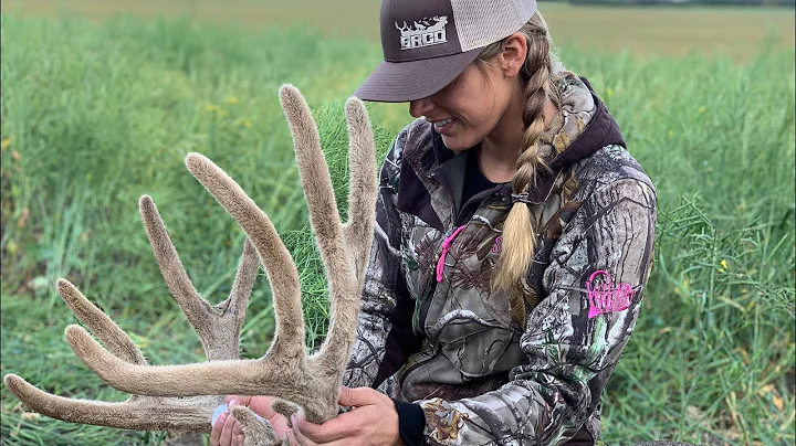 How To Clean, Cape & Quarter a Mule Deer Buck {Deer Meat For Dinner}