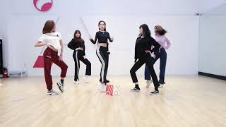 Apink (에이핑크) - ‘%% (eung eung(응응))’ mirrored dance
practice slow 안무영상 거울모드 뚐리겜 (x0.7)
