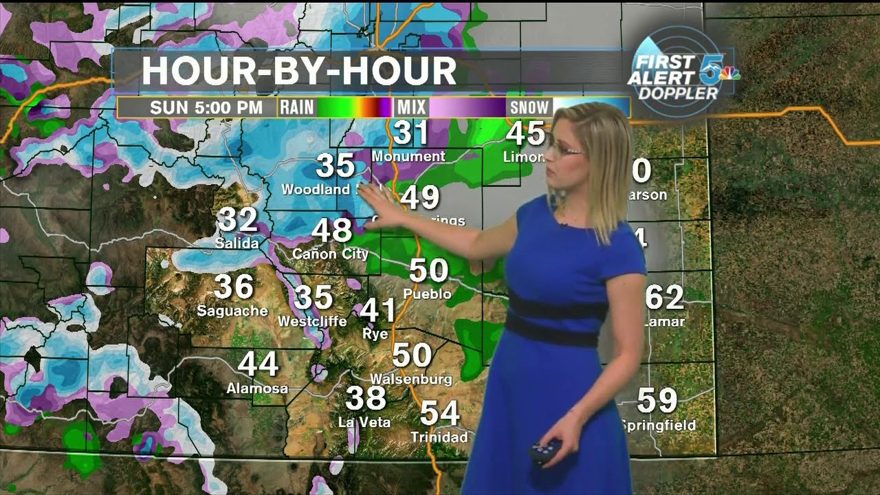 Rain and snow showers move in overnight, tapering Monday morning - YouTube