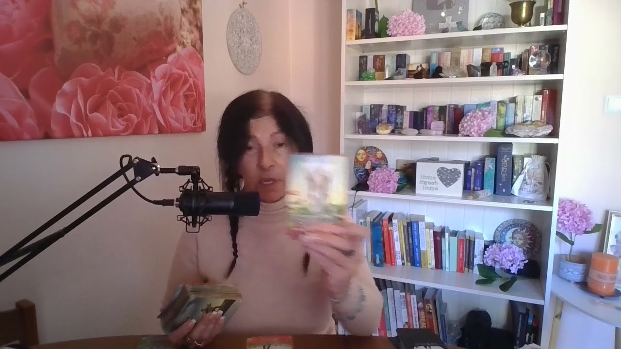 ДЕВА: ШОК ОТ РОДСТВЕННОЙ ДУШИ: СТРАННЫЙ ПОДАРОК ​​ВСЕЛЕННОЙ! #ДЕВА #ЛЮБОВЬДЕВЫ #ТАРОТАРО #ЧИТАНИЕ...