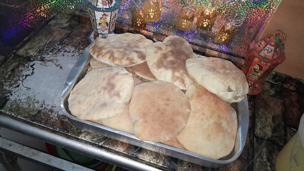 # احلى طريقه عمايل عيش الشامي للسحور