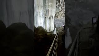Бах. Новоафонская пещера  Абхазии