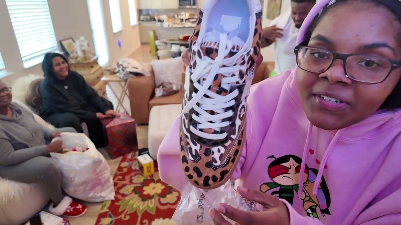 MILES FOSTER AND FAMILY XMAS 2025 (MERRY XMAS)