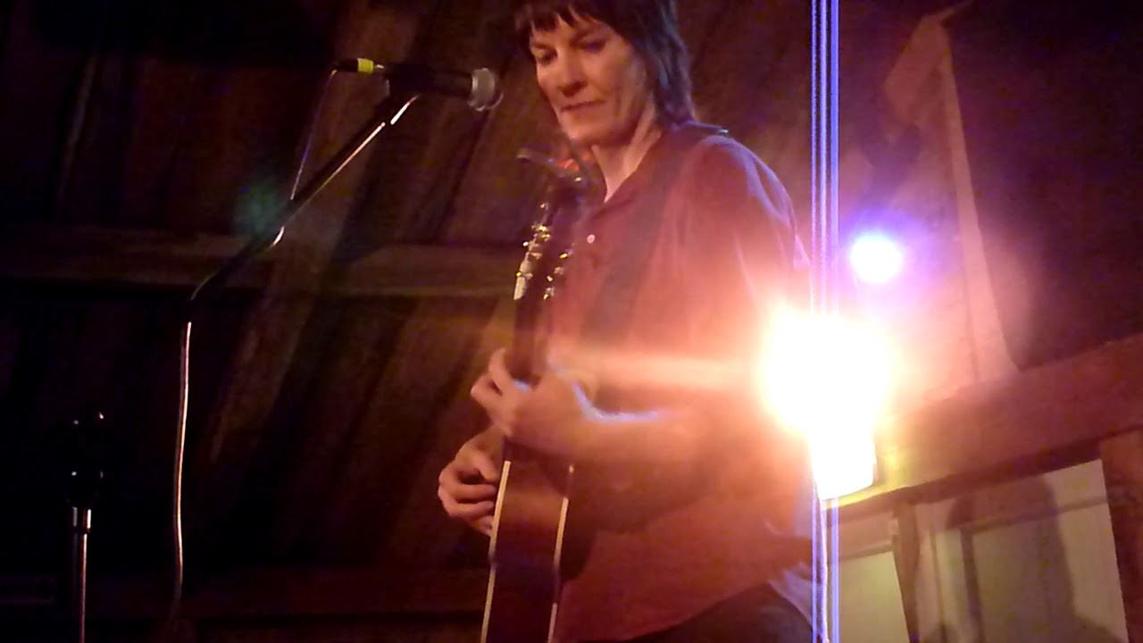 Jen Cloher Dark Art Ekko Houtzaagmolen de Ster (5/5) YouTube