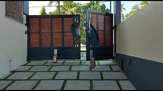 Celebrity ROLLER SWING GATE OPENER 25CM Wealth
