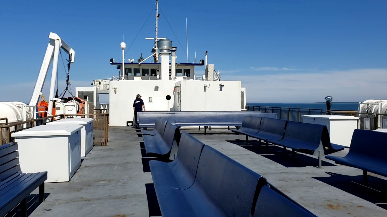 ferry-from-long-island-ny-to-new-london-ct-ferry-transports-cars-too