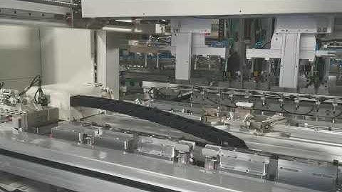 Automatic solar cells string interconnection bussing machine for solar panel production