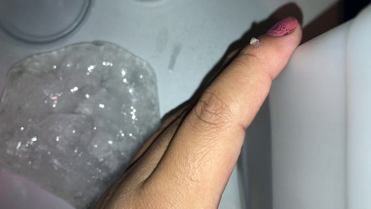 Showing my nails while playing with slime [Asmr] 