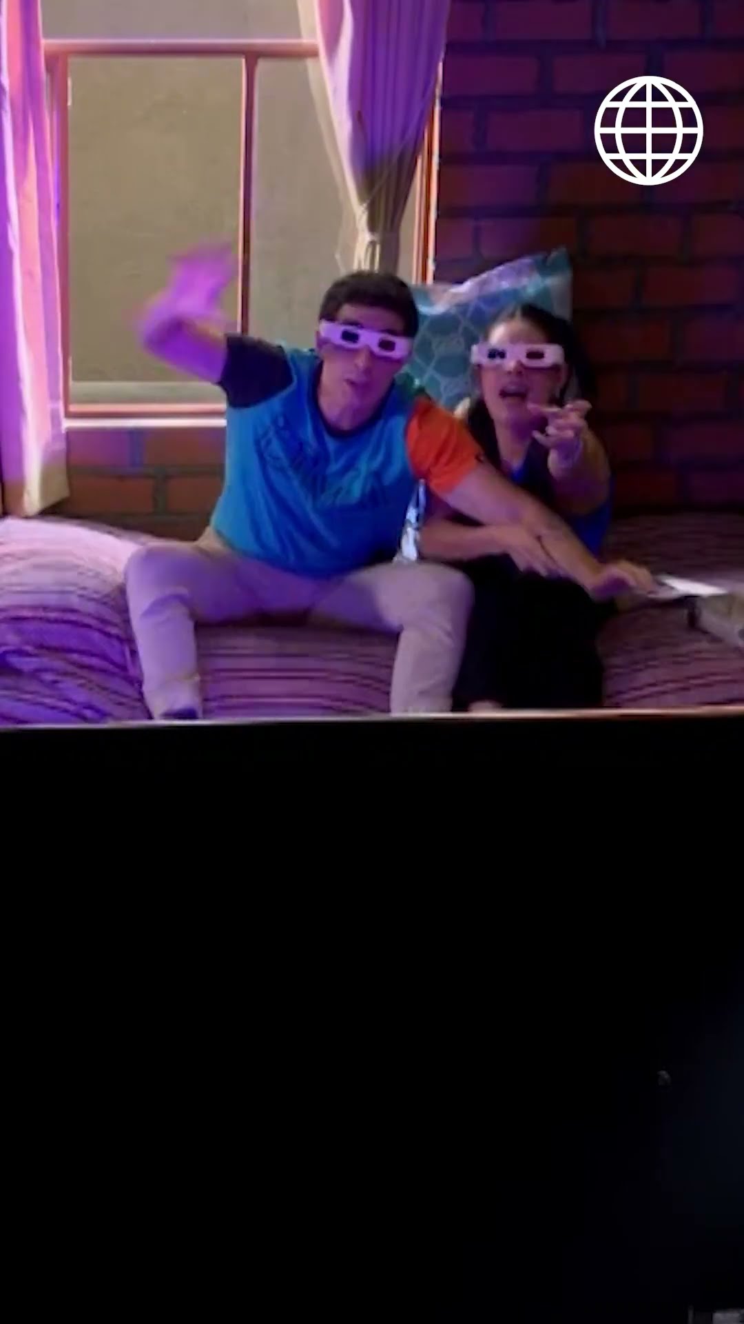 AL FONDO HAY SITIO 11 | Jimmy and Lola spent some time with the TV | #Shorts