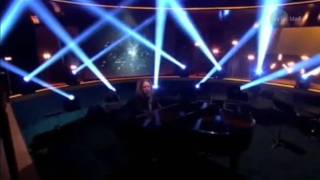 Offensive Tim Minchin cut from UK Christmas show
