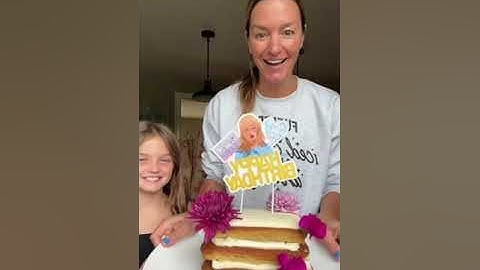 Trader Joe’s Vanilla Bean White Sheet Cake Hack