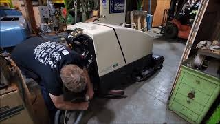 Tennant 480 ES Sweeper/Scrubber