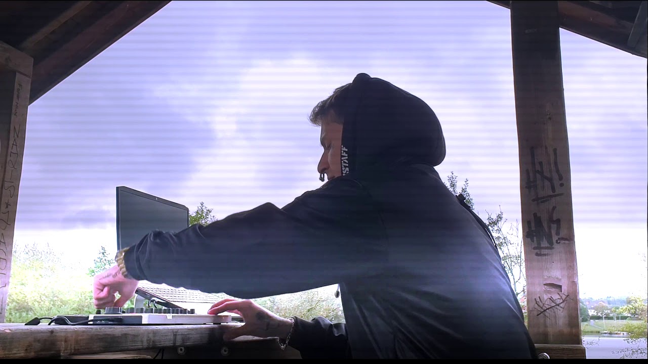 Feiertag feiern (8Uhr Morgens)