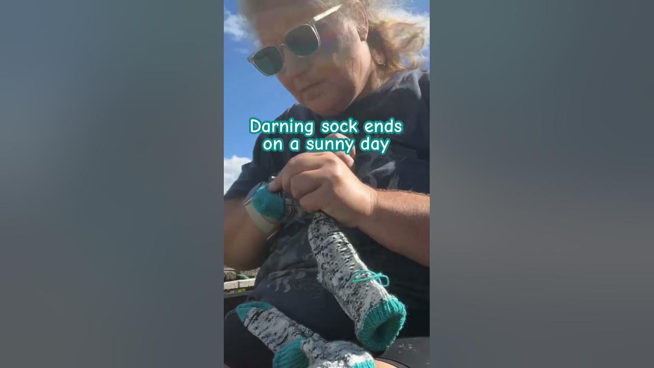 #darning #sock ends - #knitting #knit #sockknitting - YouTube