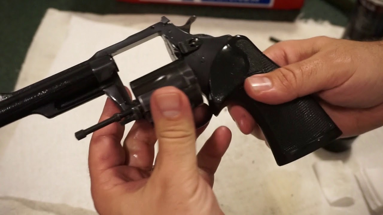 How to clean the Charter Arms Police Bulldog .38 Special Revolver!
