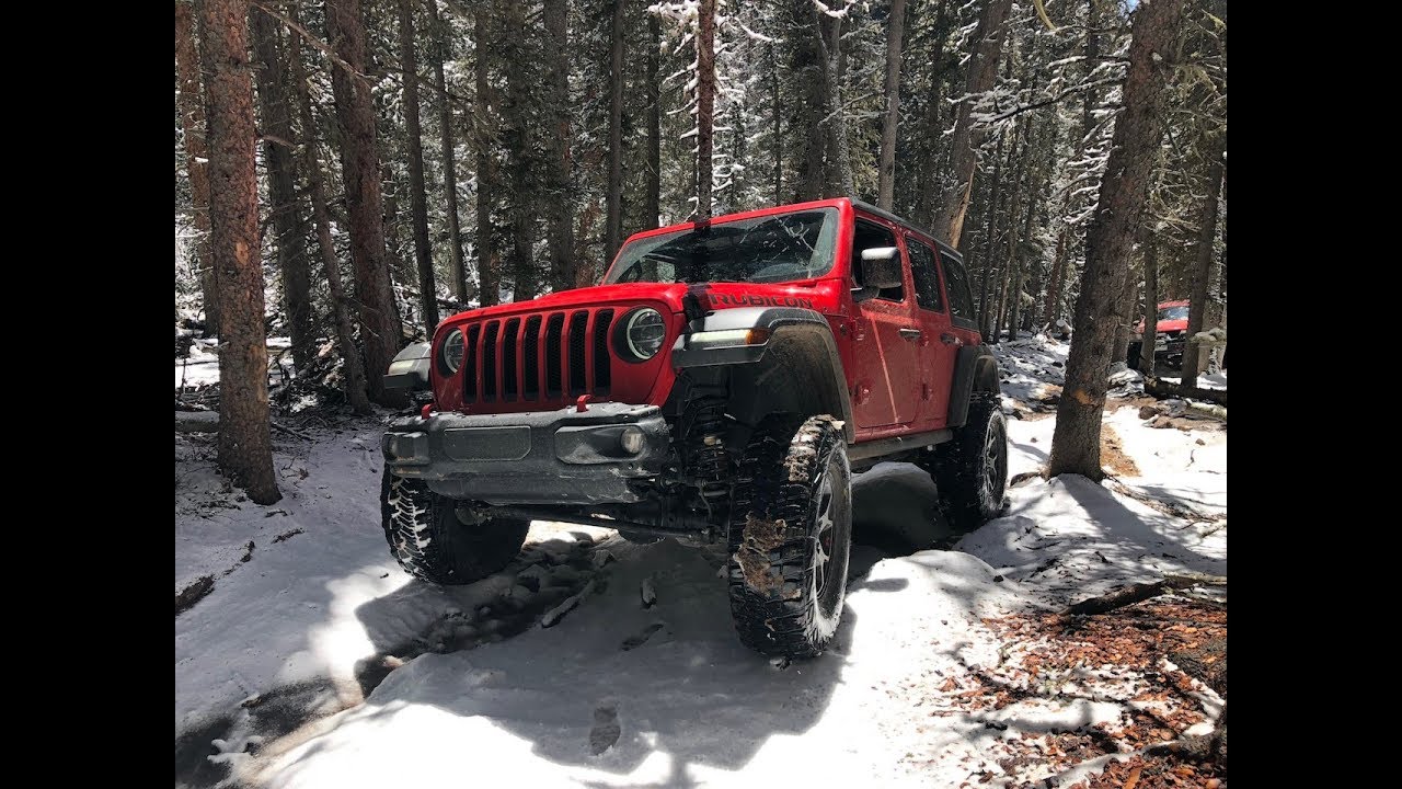 Steering Issue on our 2018 Jeep Wrangler JLU Rubicon - YouTube