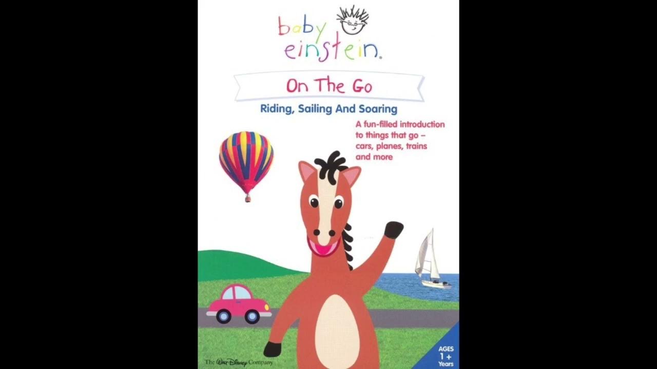 Испанская школа верховой езды. Езда на велике. Фотосессия с лошадьми образы летом. Конная прогулка. Два велосипедиста.