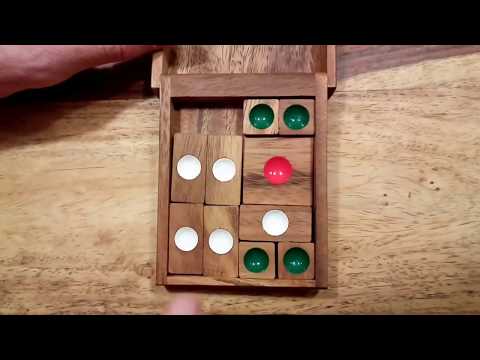 Klotski, Khun Pan Sliding Puzzle Solution with 100 Moves