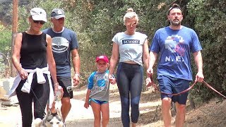 Ben Affleck Is Having A BLAST Hiking With The Whole Shookus Family!!!