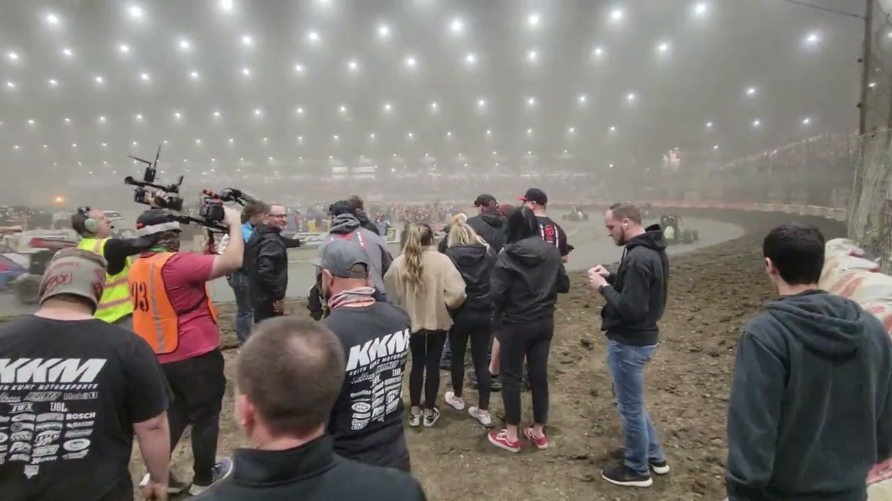 Swindell Speed Lab celebrates Logan Seavey's last lap pass in '24 Chili Bowl Nationals Friday A-Main