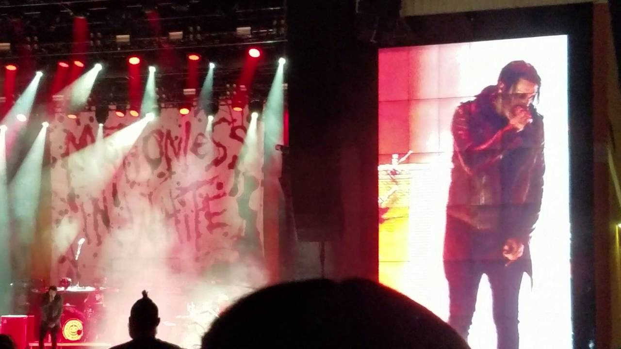 Motionless in white/Breaking Benjamin(4) YouTube