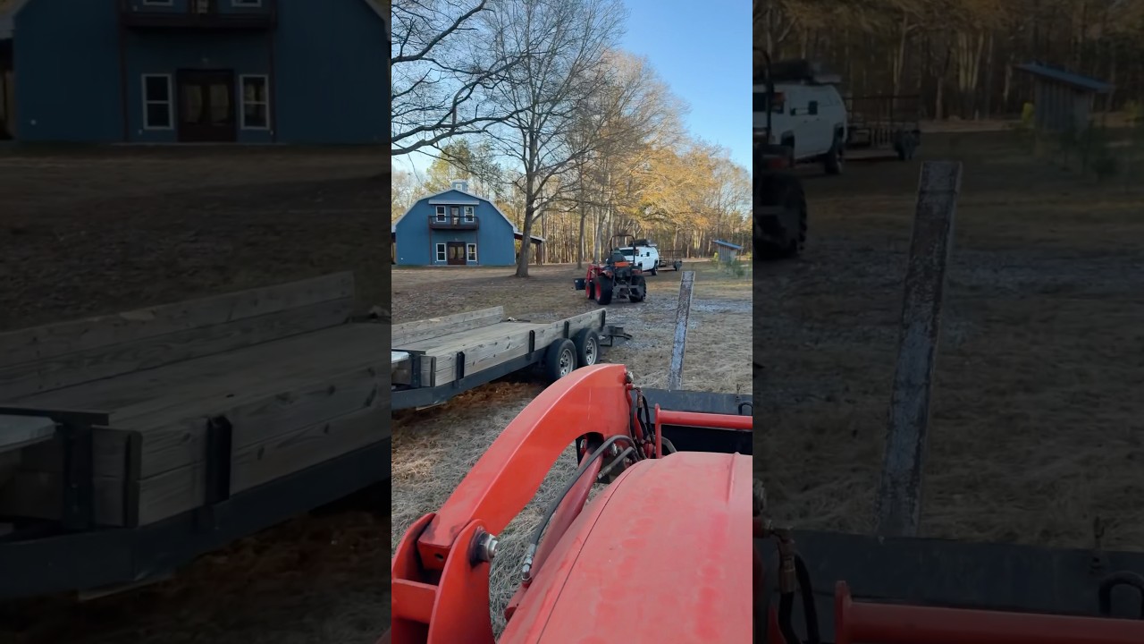 Когда кто-то сваливает строительный мусор на вашей территории, и вам приходится убирать за ним! @...