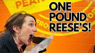 OMG! This NYC Hershey's Store Has a 1POUND REESE'S!